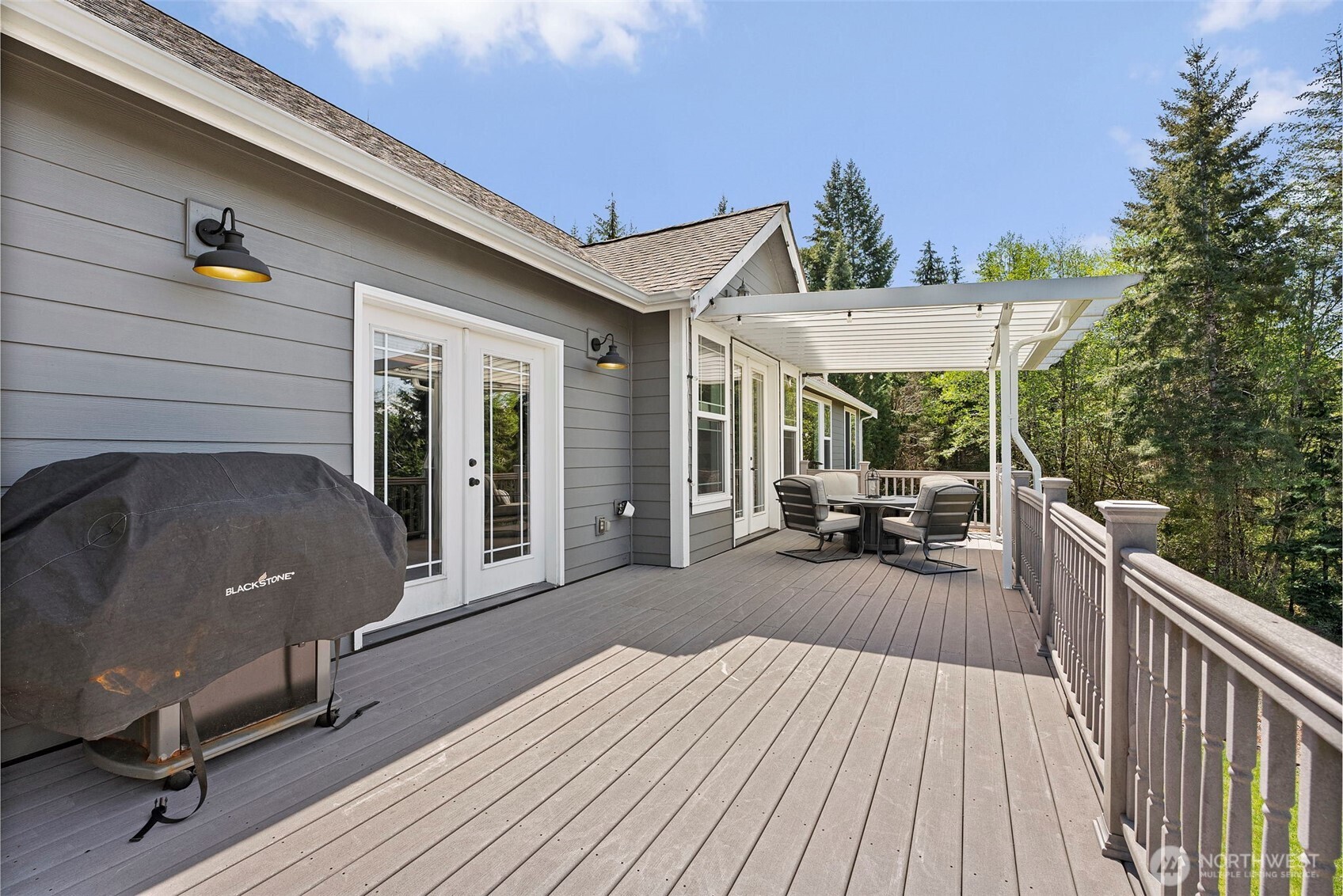 341 W Reeves Hill Drive , Shelton, WA 98584