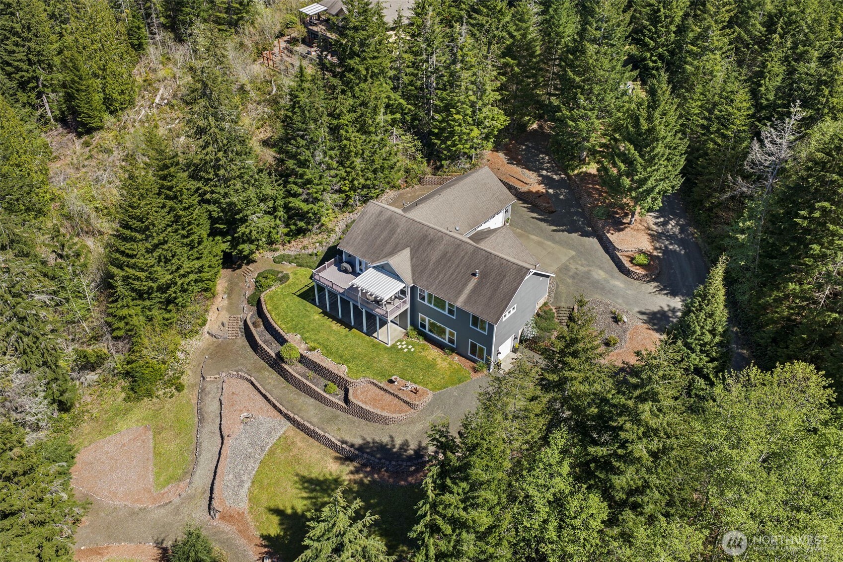 341 W Reeves Hill Drive , Shelton, WA 98584