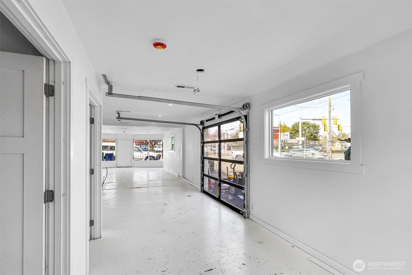 9808 17th Avenue SW, Seattle, WA 98106