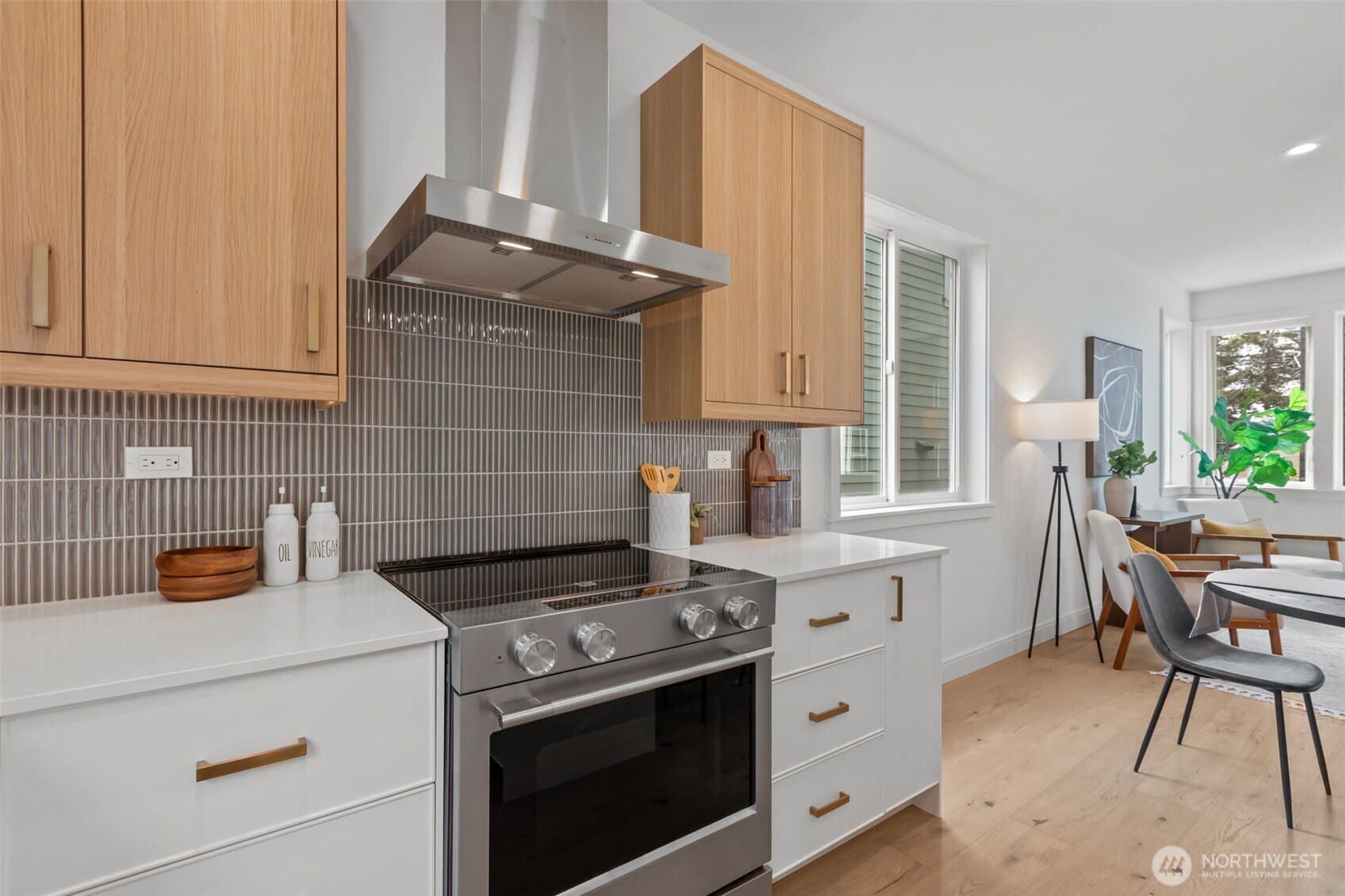 2220 A NW 62nd Street , Seattle, WA 98107