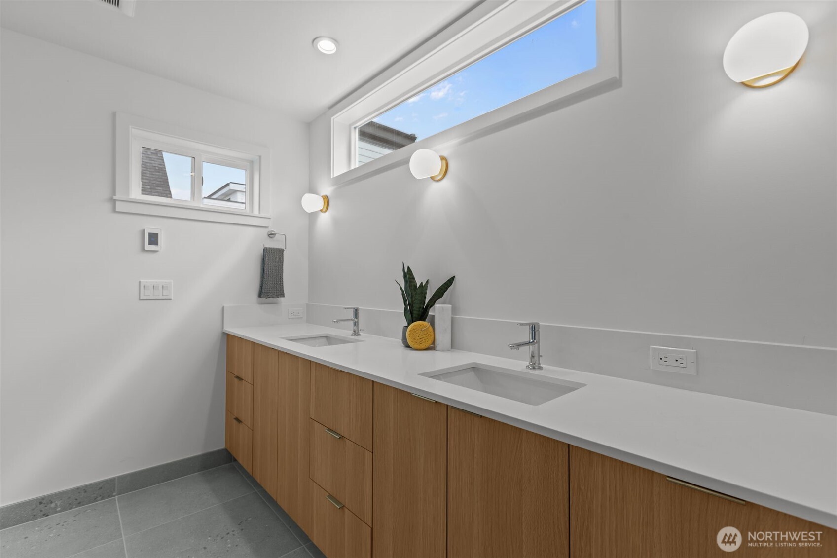 2220 A NW 62nd Street , Seattle, WA 98107