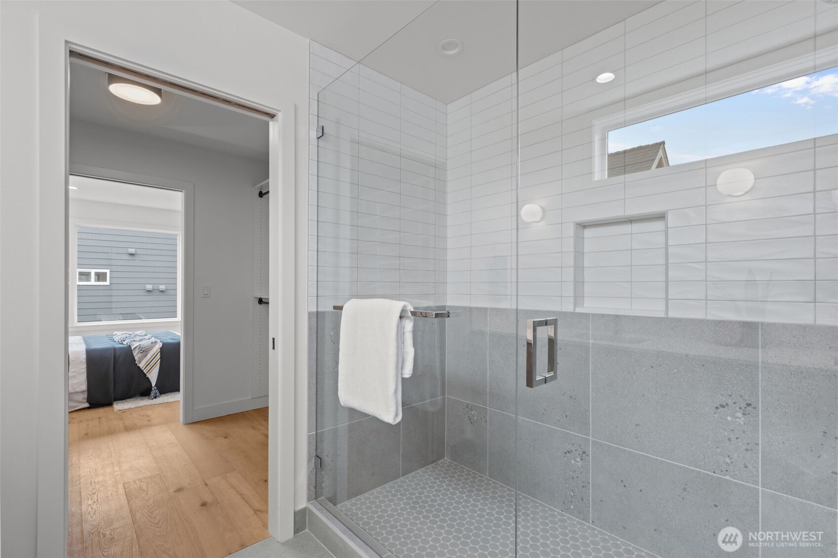 2220 A NW 62nd Street , Seattle, WA 98107