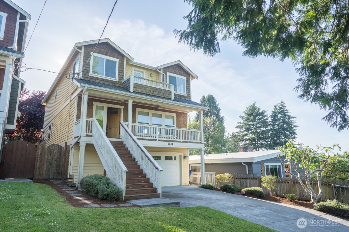 4621 34th Avenue W, Seattle, WA 98199