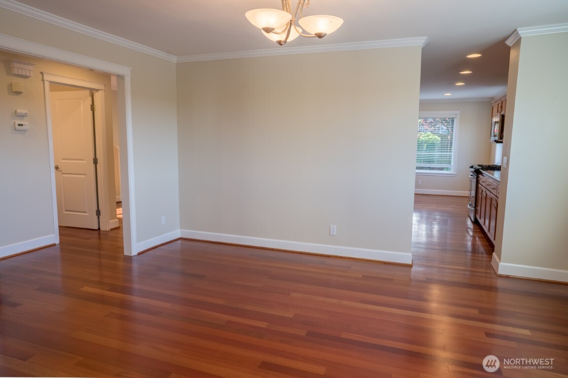 4621 34th Avenue W, Seattle, WA 98199