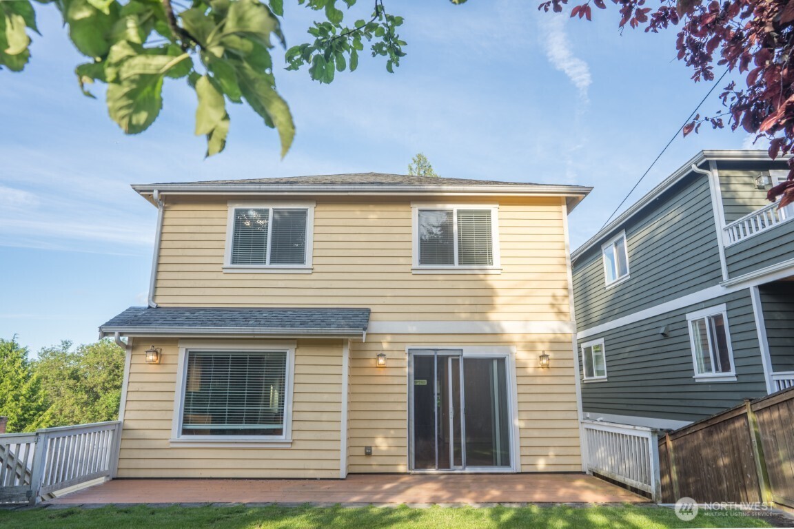 4621 34th Avenue W, Seattle, WA 98199