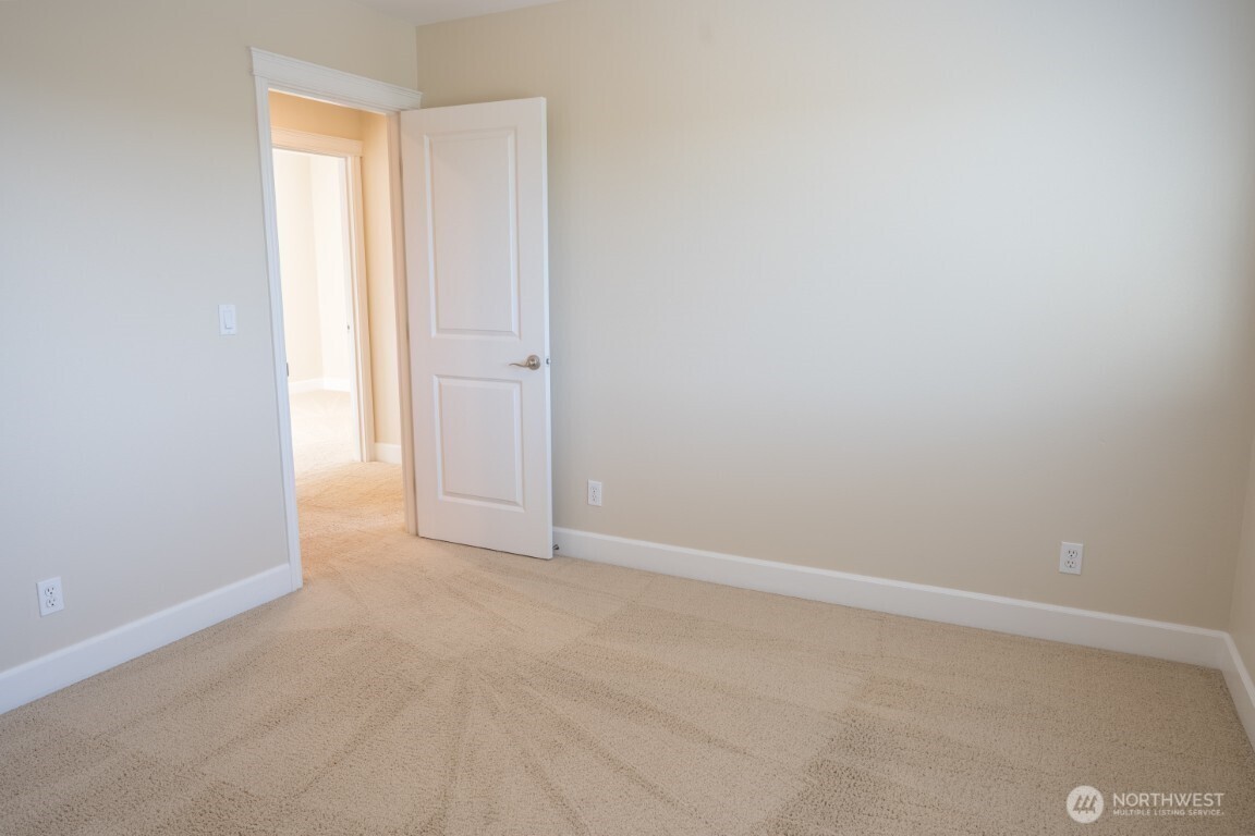 4621 34th Avenue W, Seattle, WA 98199