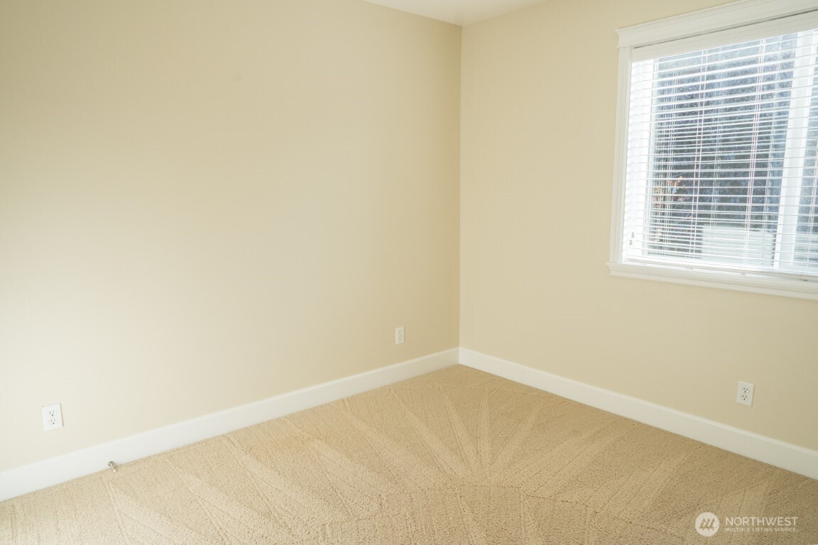 4621 34th Avenue W, Seattle, WA 98199