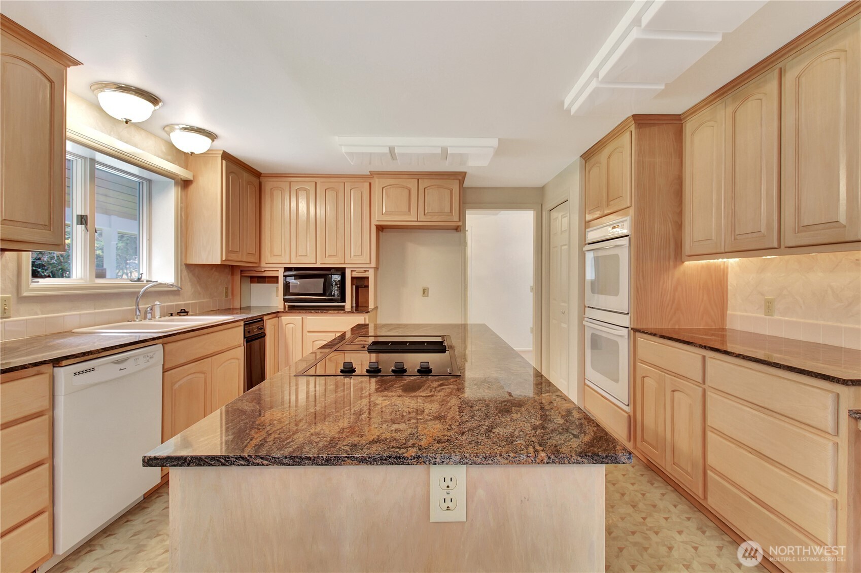963 Utsalady Road , Camano Island, WA 98282-8802