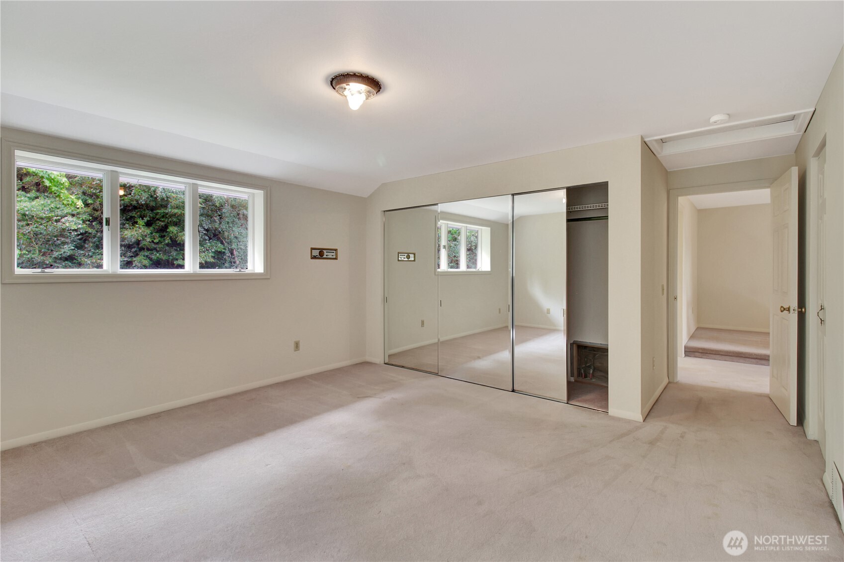 963 Utsalady Road , Camano Island, WA 98282-8802