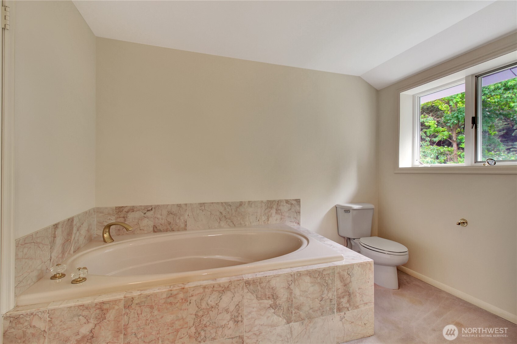 963 Utsalady Road , Camano Island, WA 98282-8802