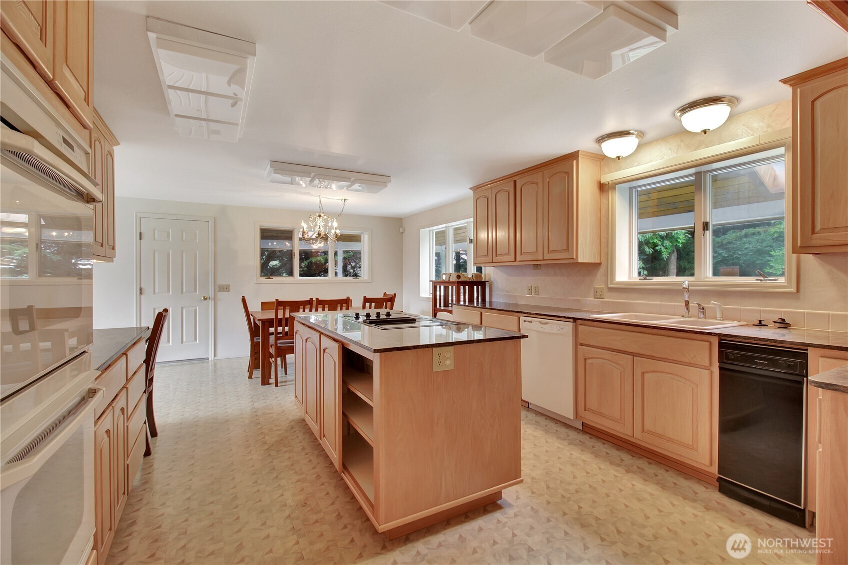 963 Utsalady Road , Camano Island, WA 98282-8802