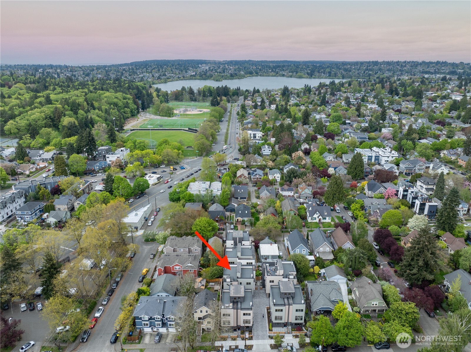1412 A N 47th Street , Seattle, WA 98103