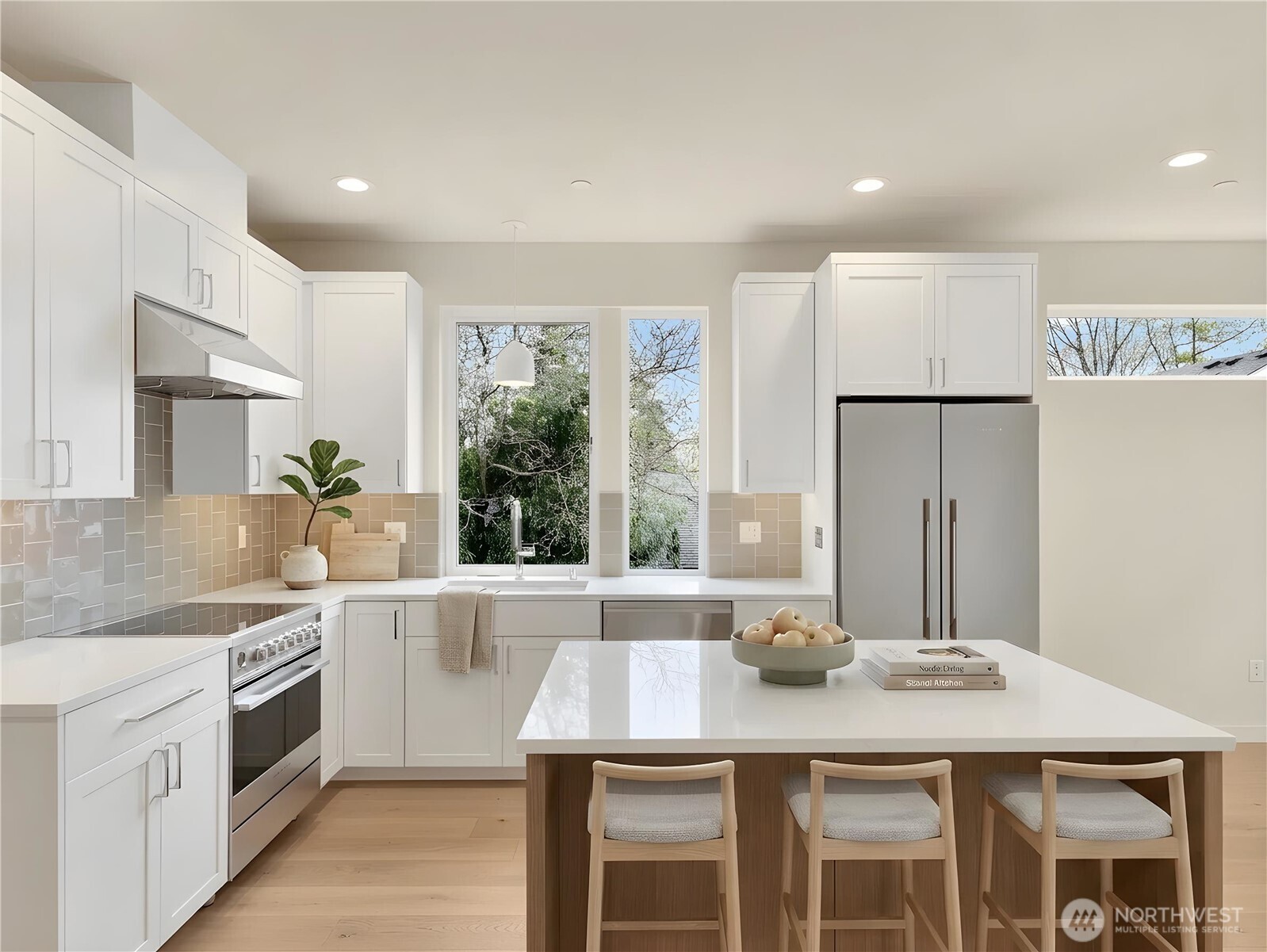 1412 A N 47th Street , Seattle, WA 98103