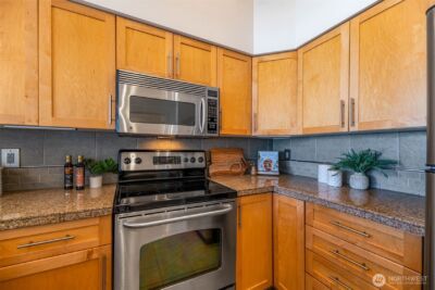 211 Kirkland Avenue #520, Kirkland, WA 98033 - Photo 17