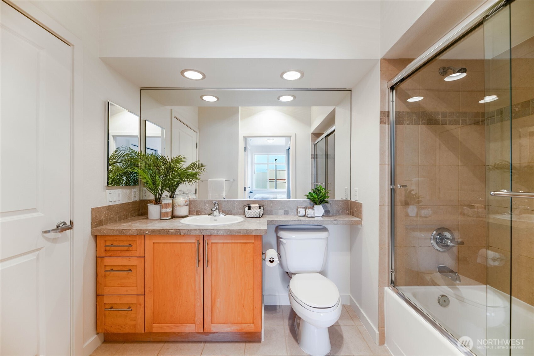 211 Kirkland Avenue #520, Kirkland, WA 98033