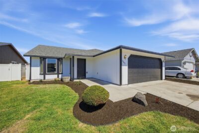 1365 E Gemstone Street E, Othello, WA 99344 - Photo 1
