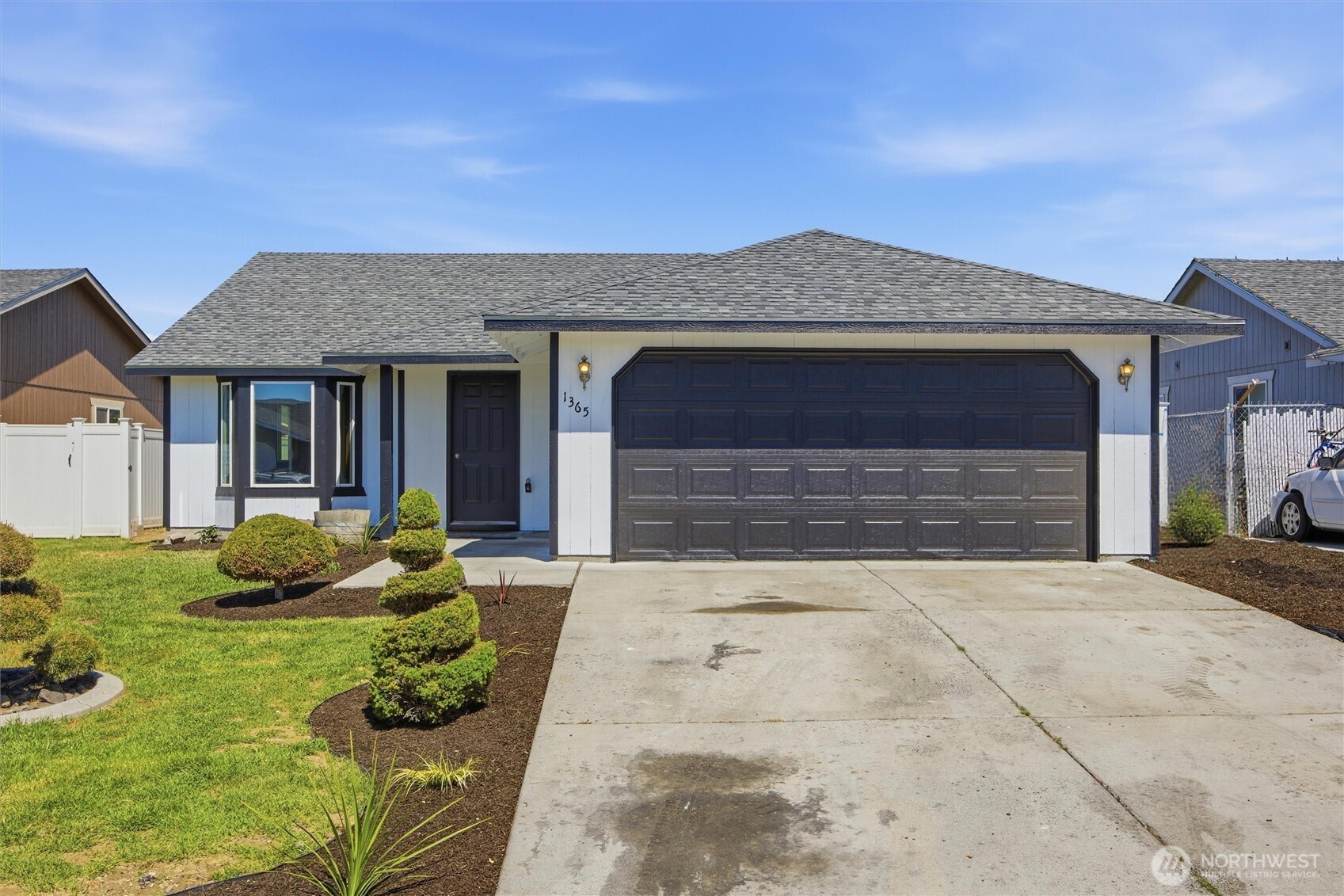 1365 E Gemstone Street E, Othello, WA 99344