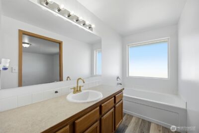 1365 E Gemstone Street E, Othello, WA 99344 - Photo 26