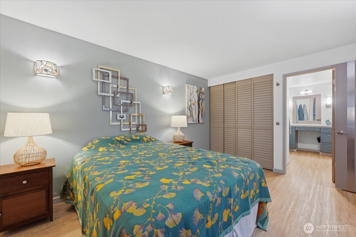 601 S 227th Street #202S, Des Moines, WA 98198