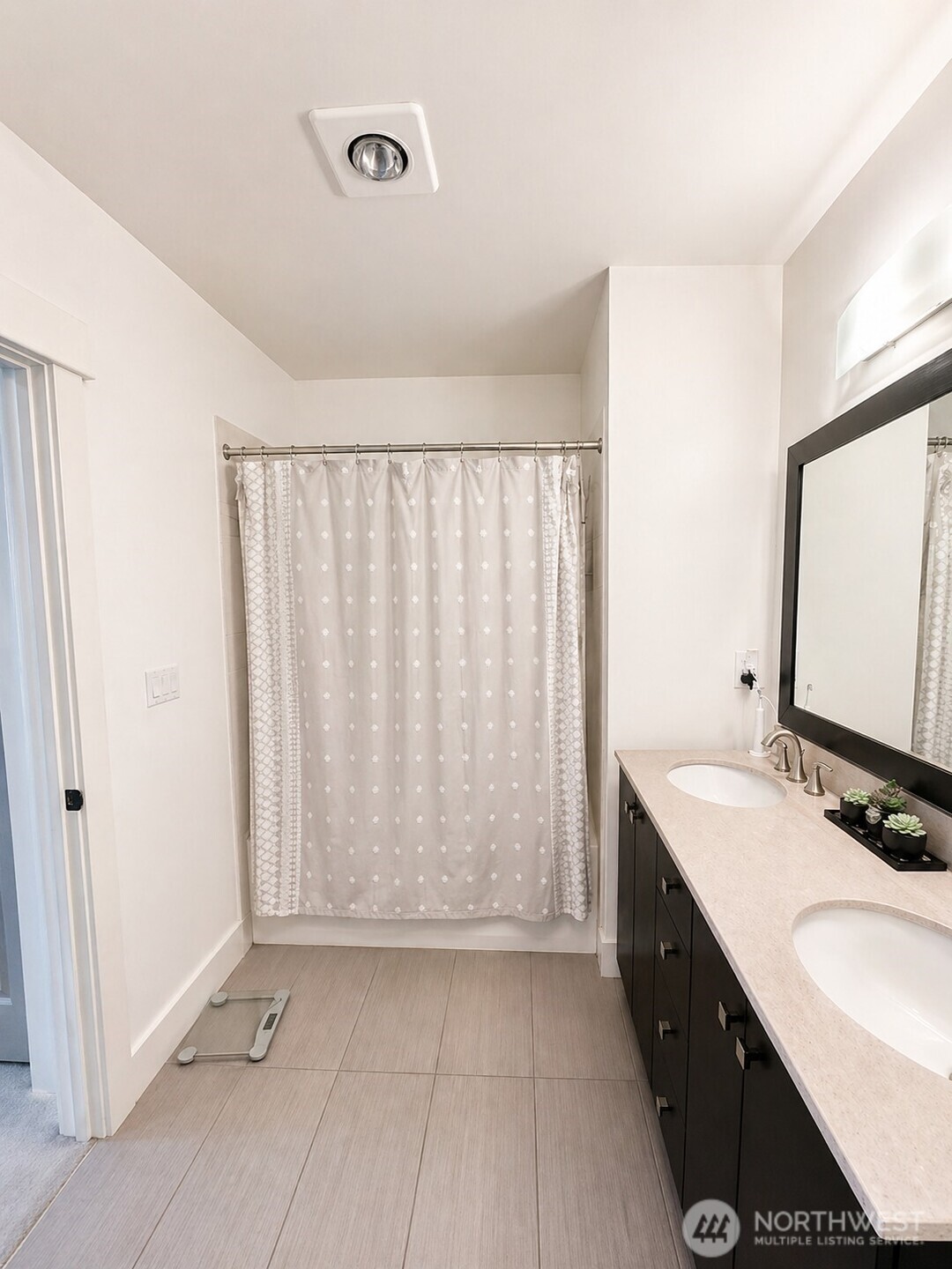 699 John Street #515, Seattle, WA 98109