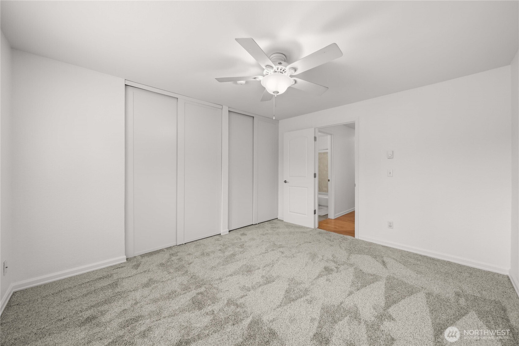 750 N 143rd Street #212, Seattle, WA 98133