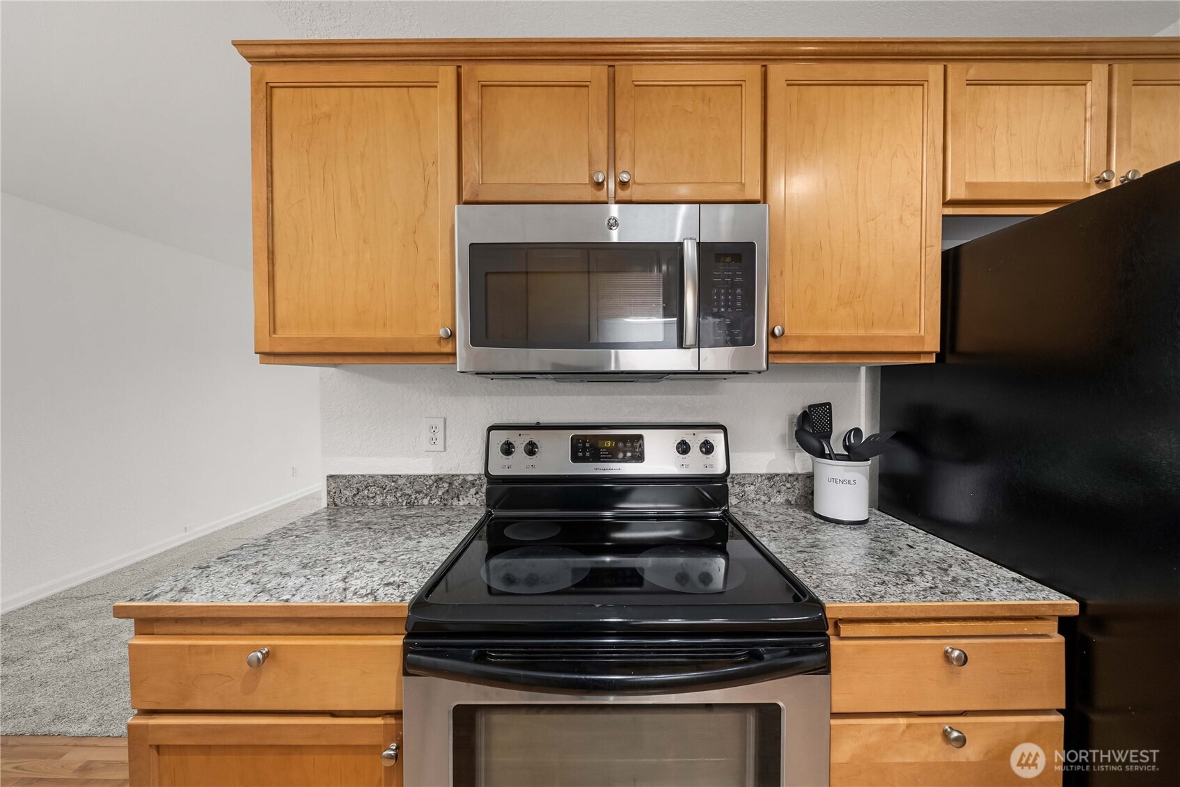 750 N 143rd Street #212, Seattle, WA 98133