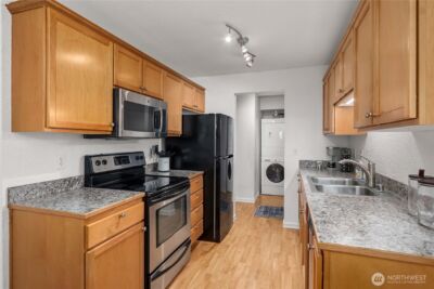 750 N 143rd Street #212, Seattle, WA 98133 - Photo 9