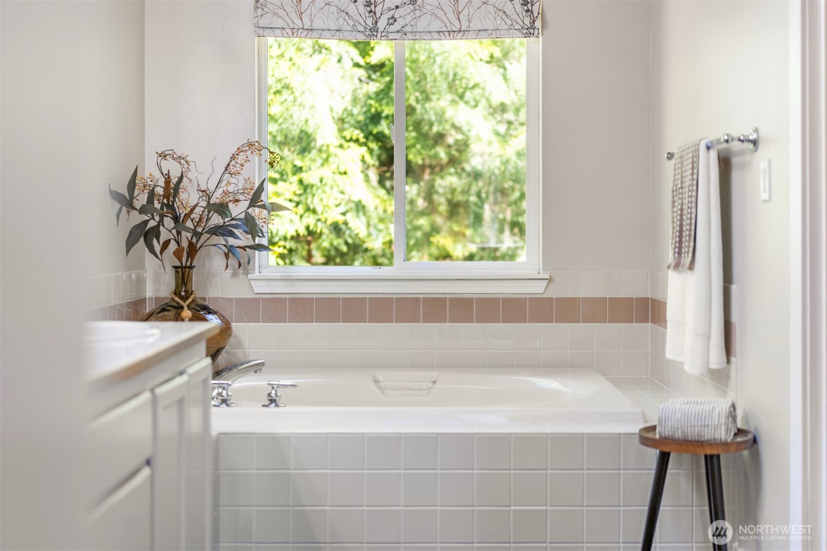 1636 NW Nassau Court , Poulsbo, WA 98370