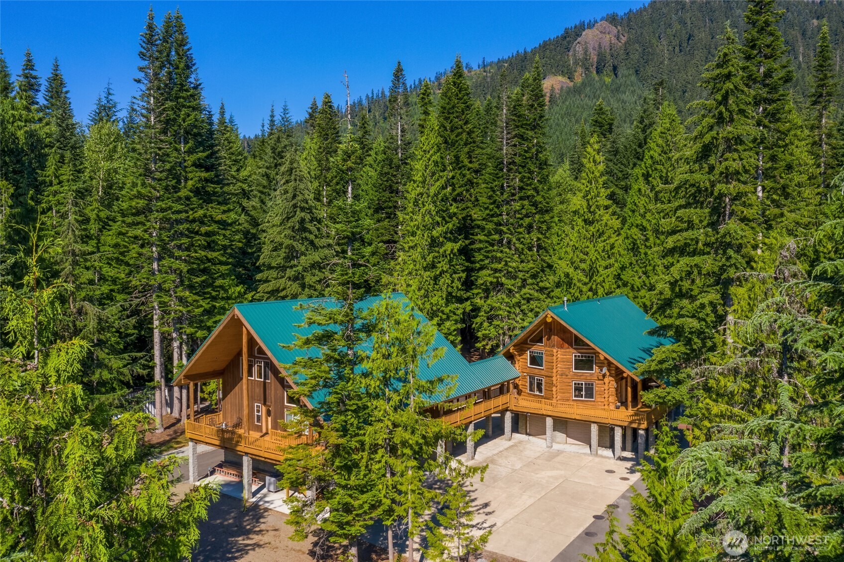 4422 Kachess Lake Road , Easton, WA 98925