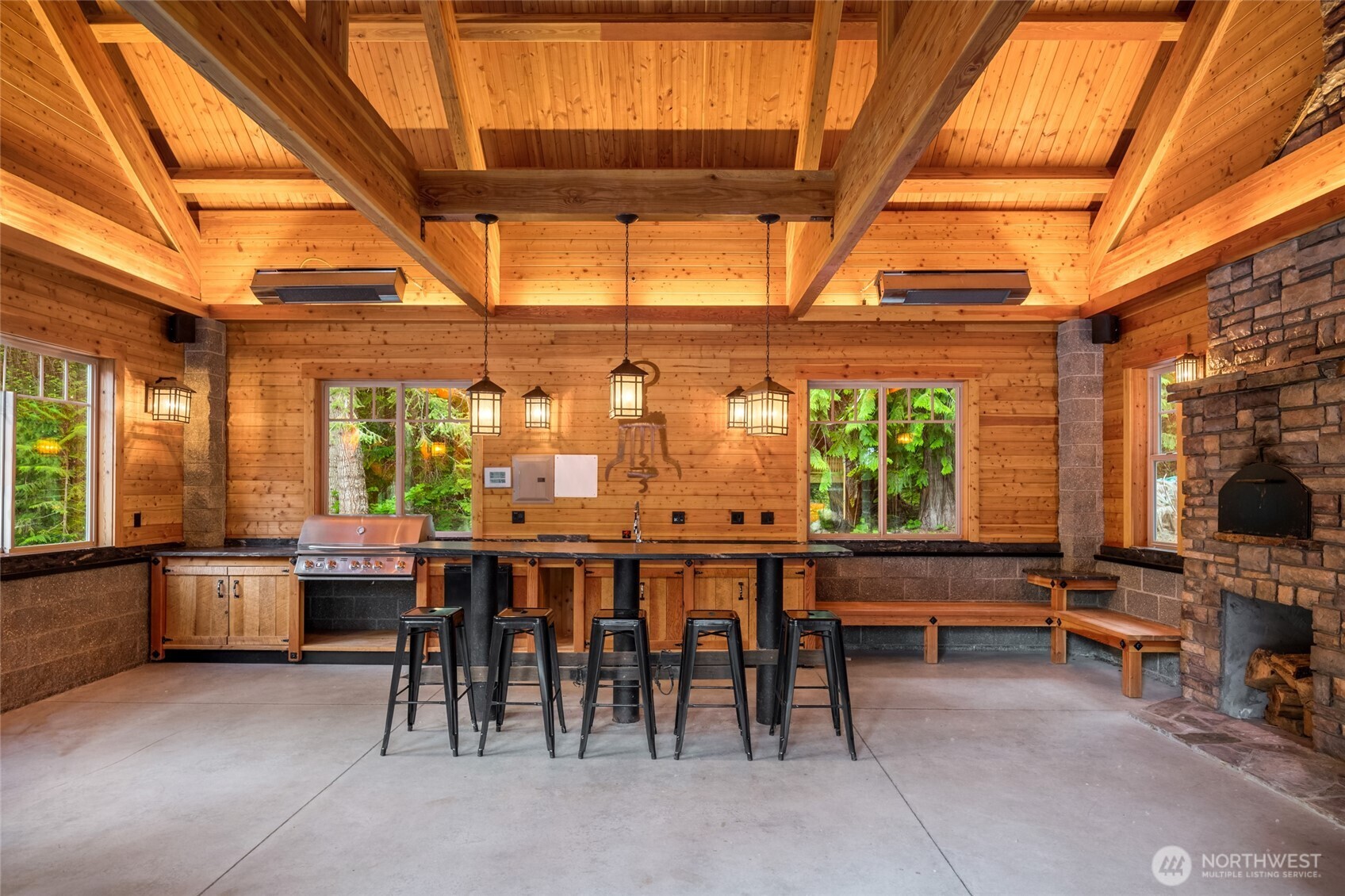 4422 Kachess Lake Road , Easton, WA 98925