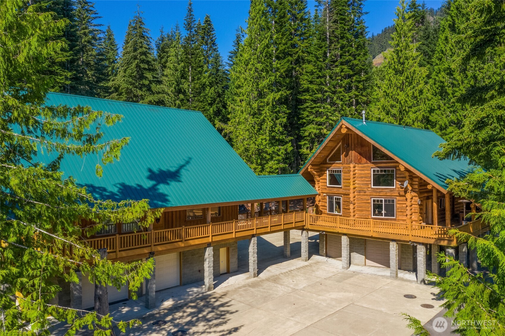 4422 Kachess Lake Road , Easton, WA 98925