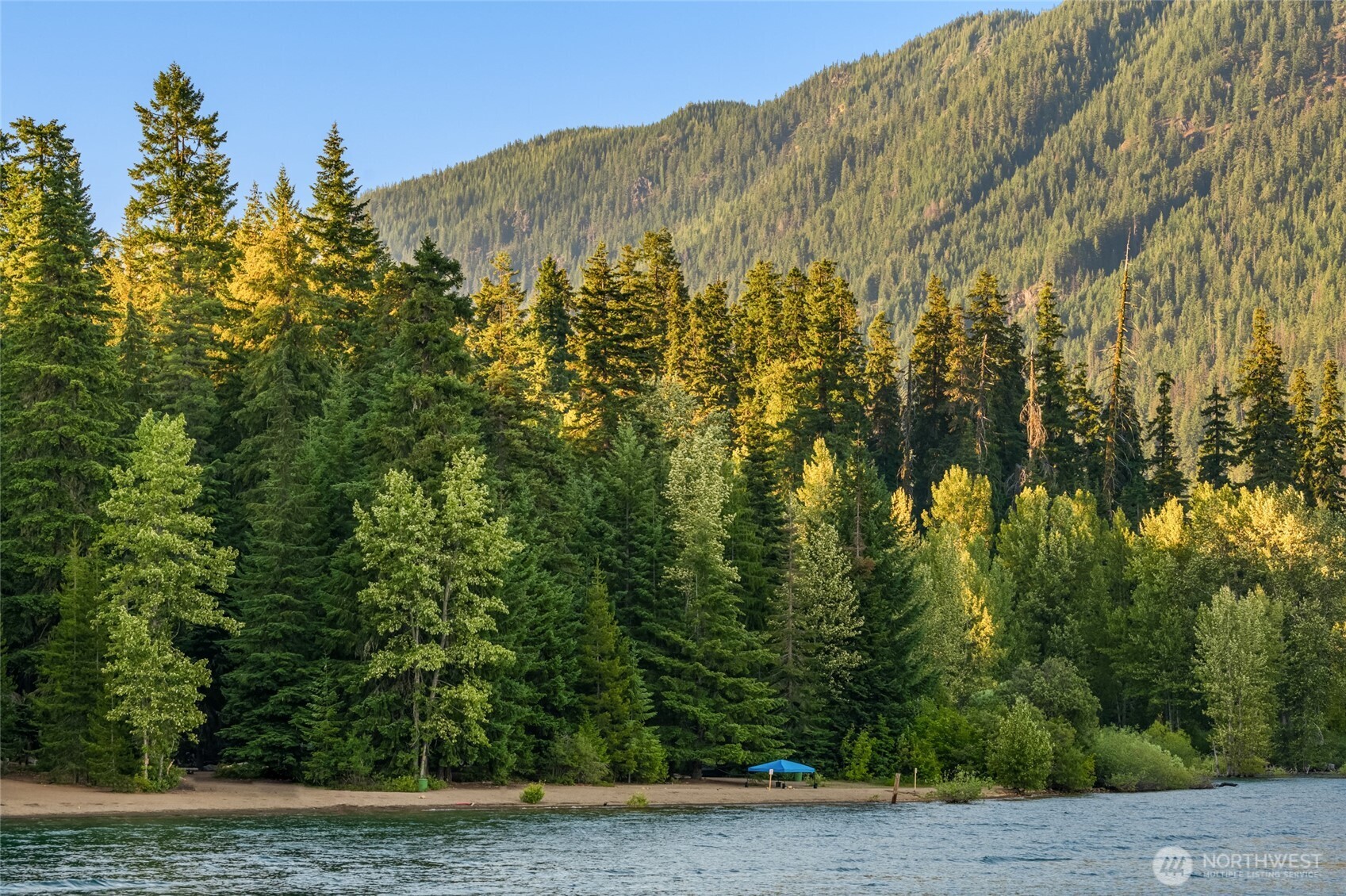 4422 Kachess Lake Road , Easton, WA 98925
