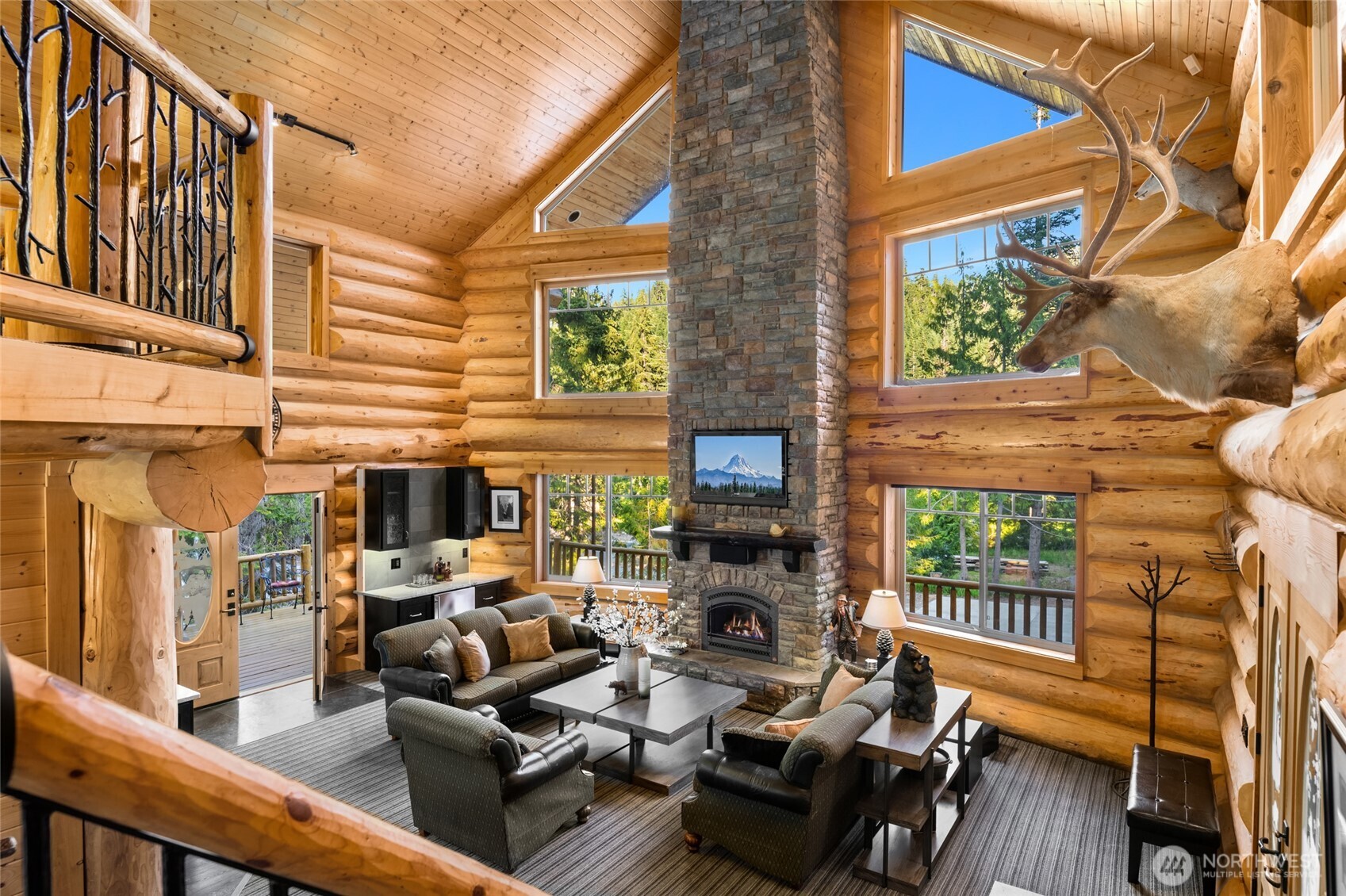 4422 Kachess Lake Road , Easton, WA 98925