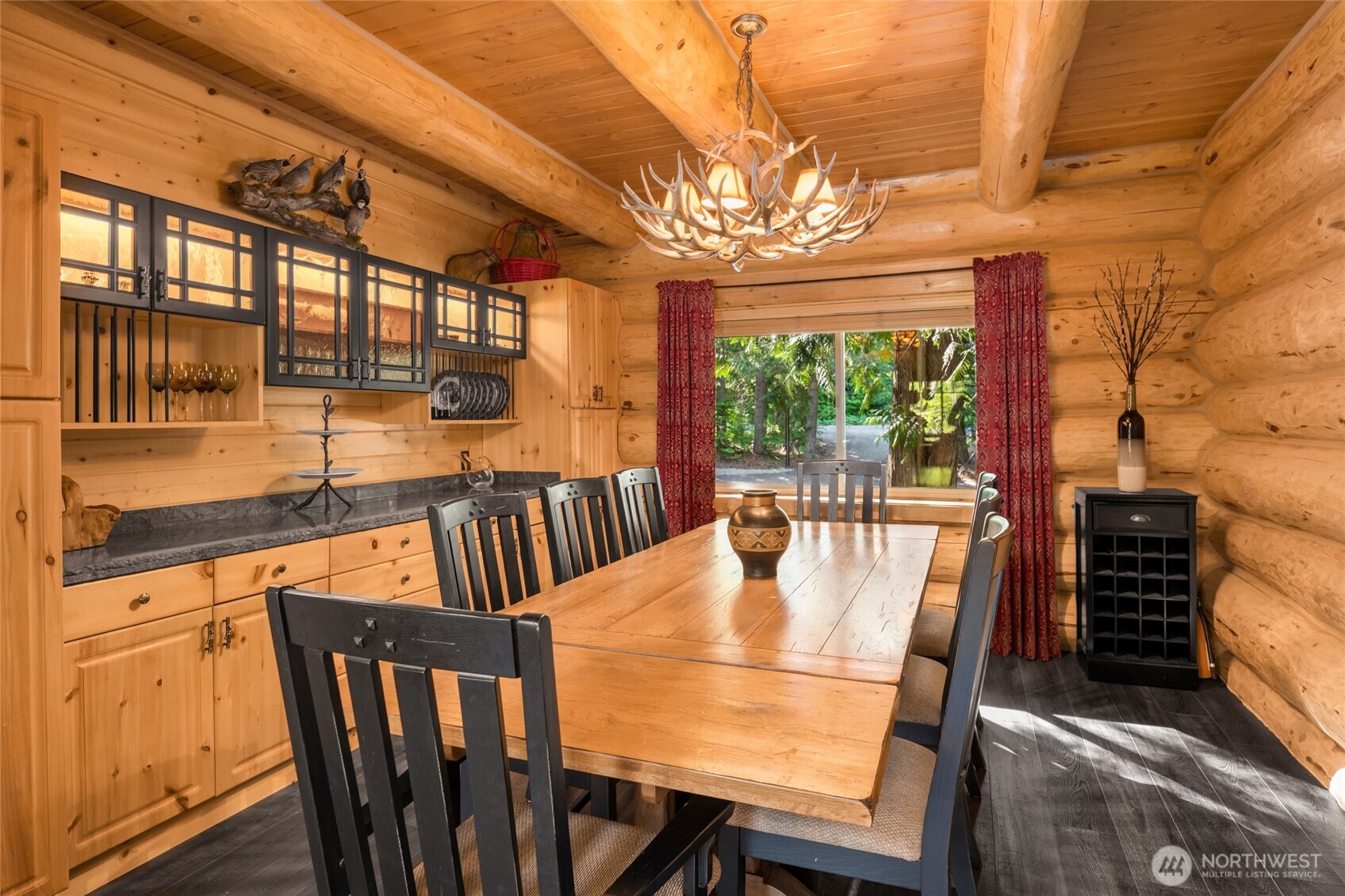 4422 Kachess Lake Road , Easton, WA 98925