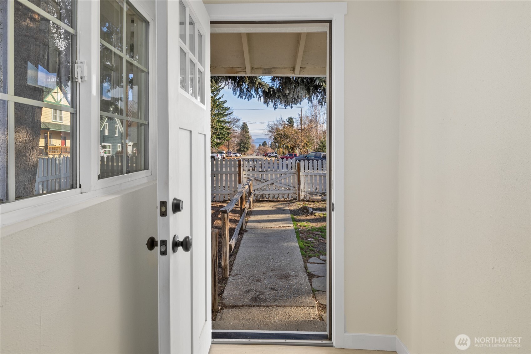 302 Stafford Street , Cle Elum, WA 98922