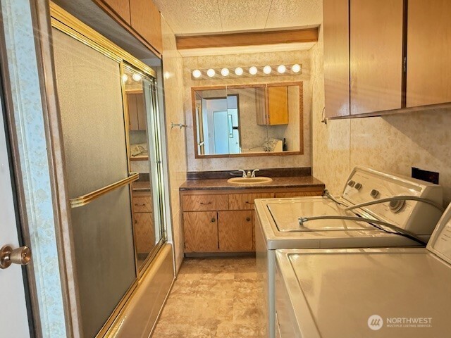 1479 Old Hwy 97 , Malott, WA 98829