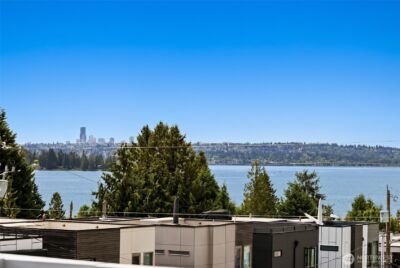 6304 Lakeview Drive , Kirkland, WA 98033 - Photo 4