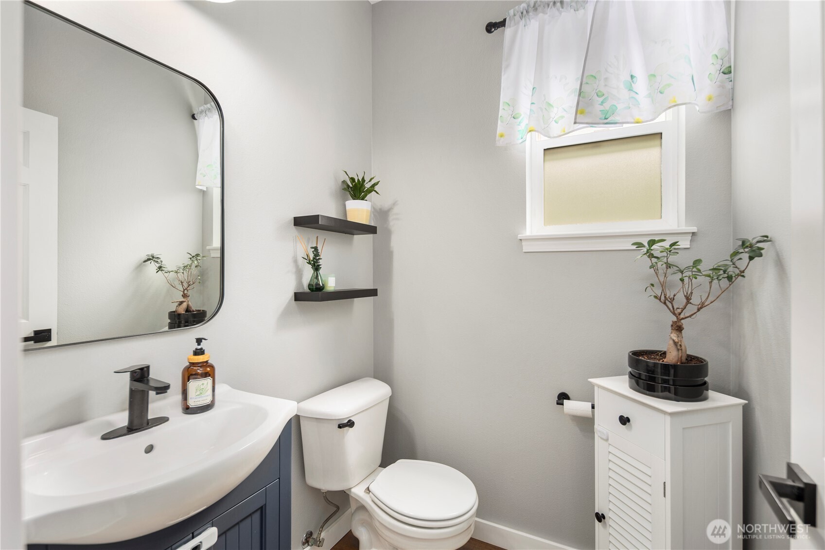 7823 Ingram Lane SE, Snoqualmie, WA 98065