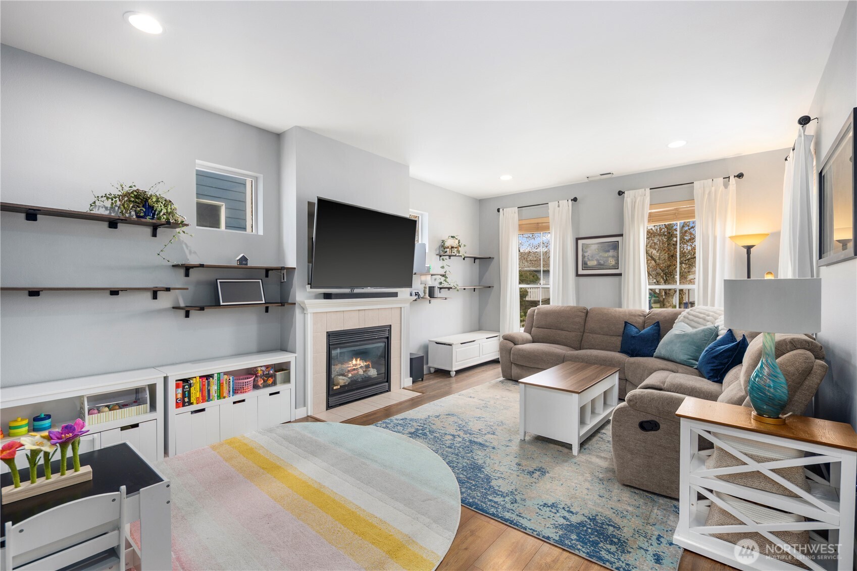 7823 Ingram Lane SE, Snoqualmie, WA 98065