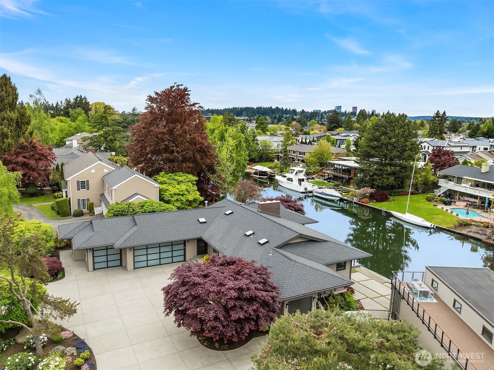 61 Cascade Key , Bellevue, WA 98006