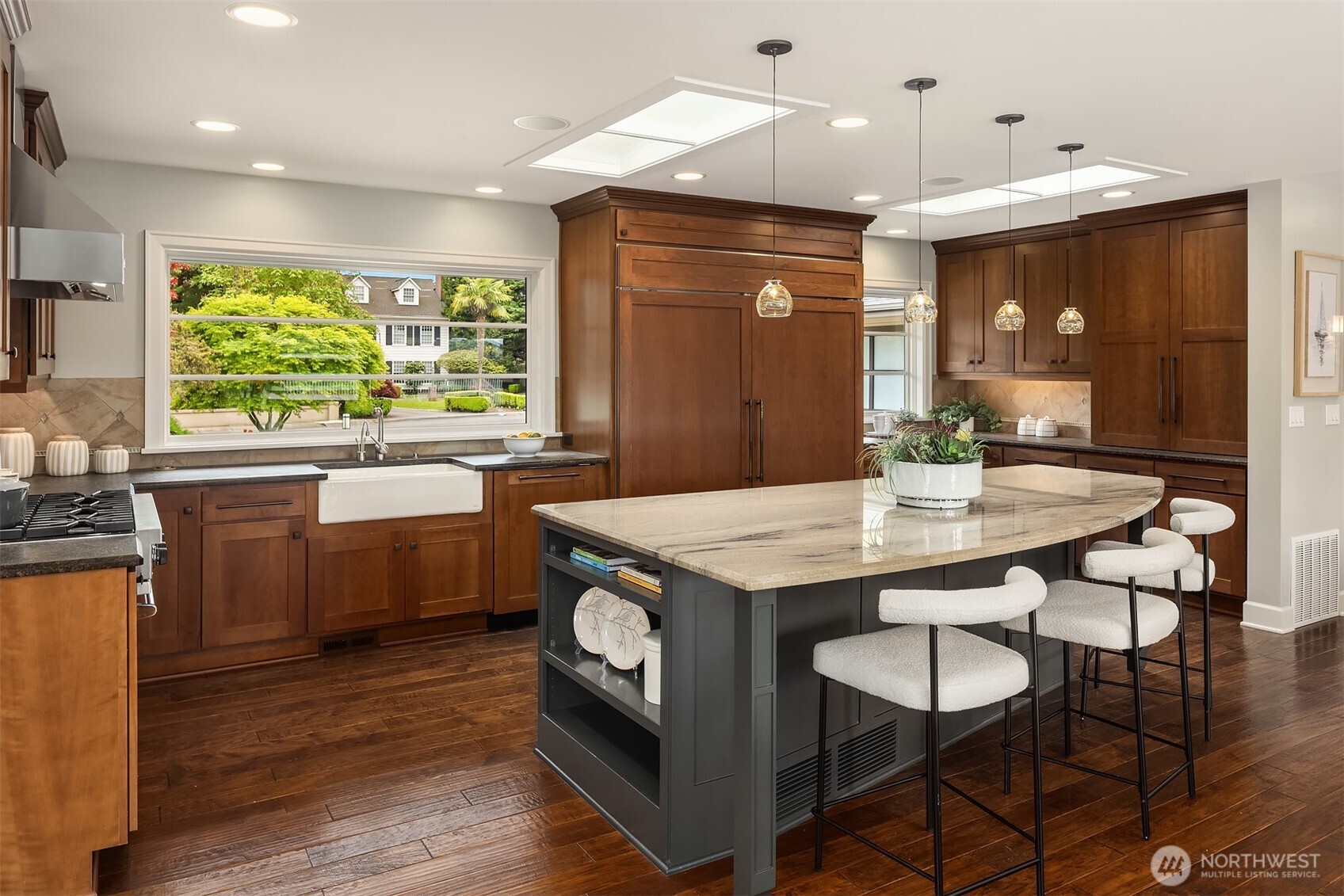 61 Cascade Key , Bellevue, WA 98006
