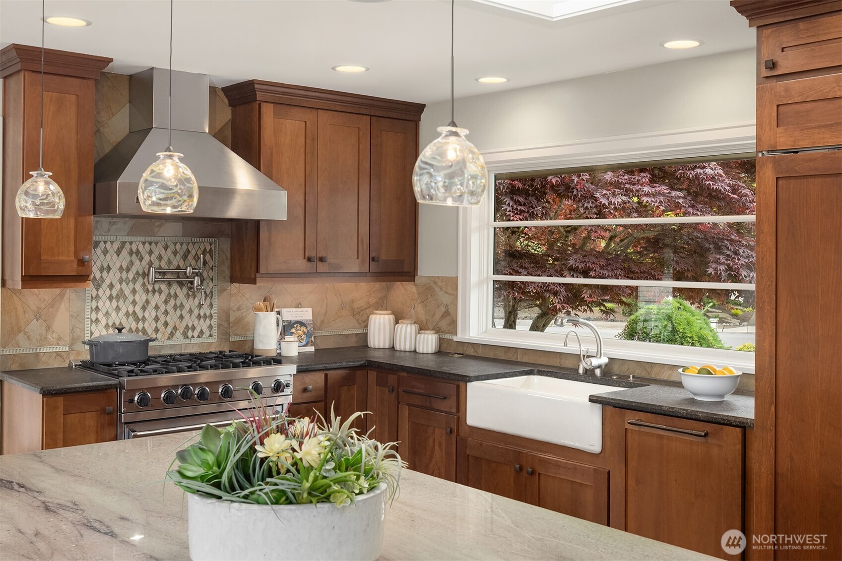 61 Cascade Key , Bellevue, WA 98006
