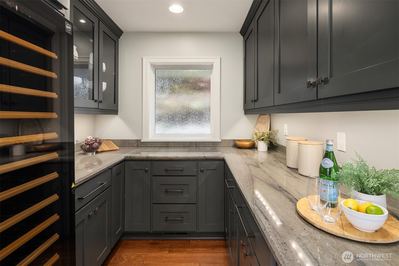 61 Cascade Key , Bellevue, WA 98006