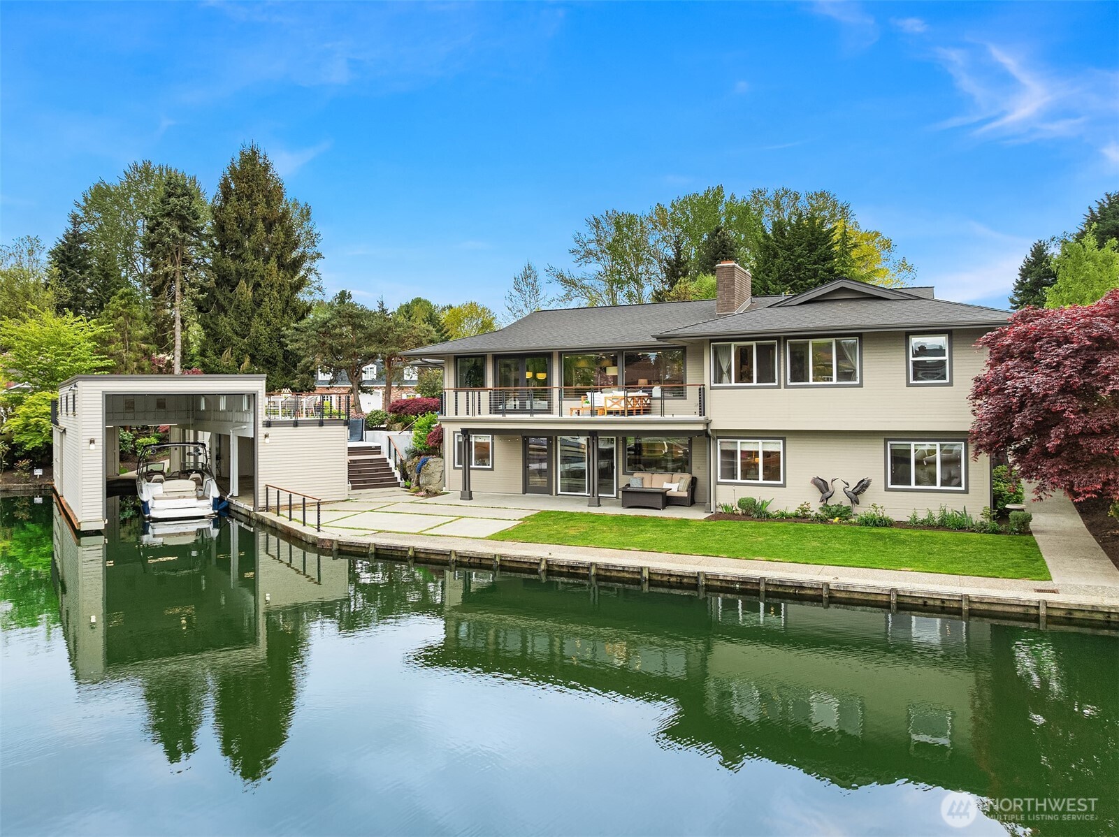 61 Cascade Key , Bellevue, WA 98006
