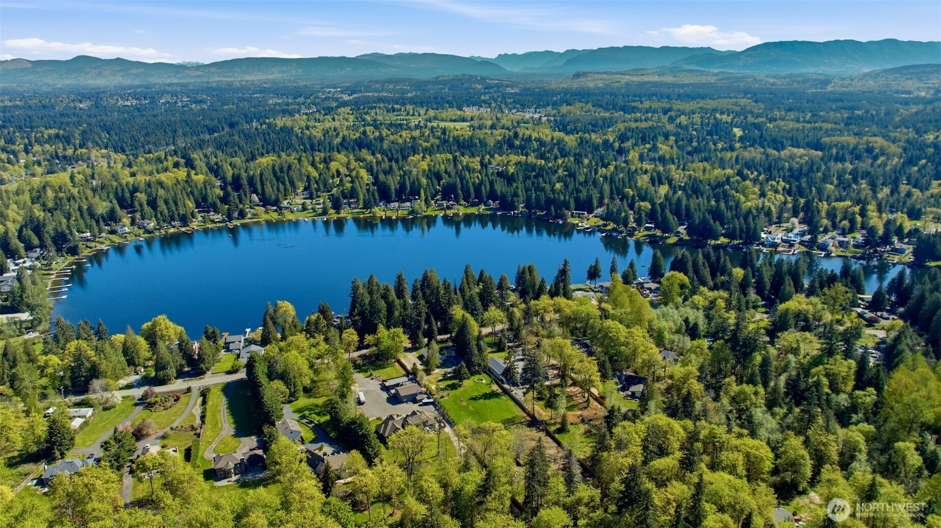 31061 W Lake Morton Drive SE, Kent, WA 98042
