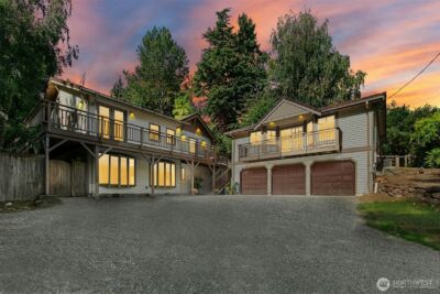 18901 61 Avenue NE, Kenmore, WA 98028 - Photo 1