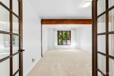 18901 61 Avenue NE, Kenmore, WA 98028 - Photo 15