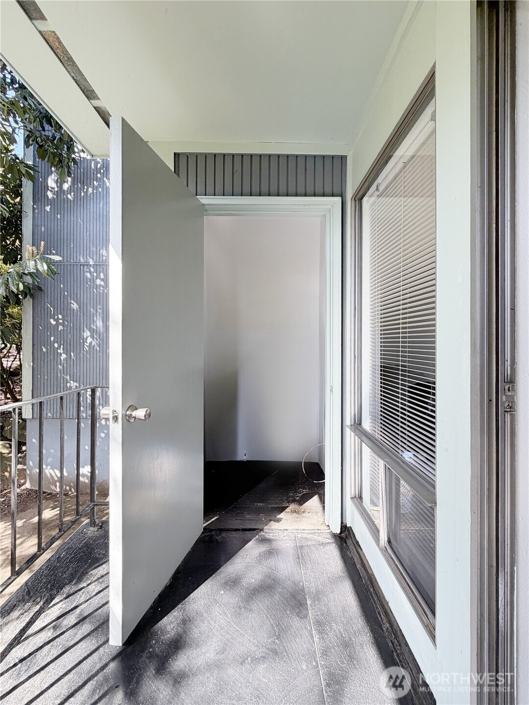 10459 Des Moines Memorial Drive S #N-202, Seattle, WA 98168