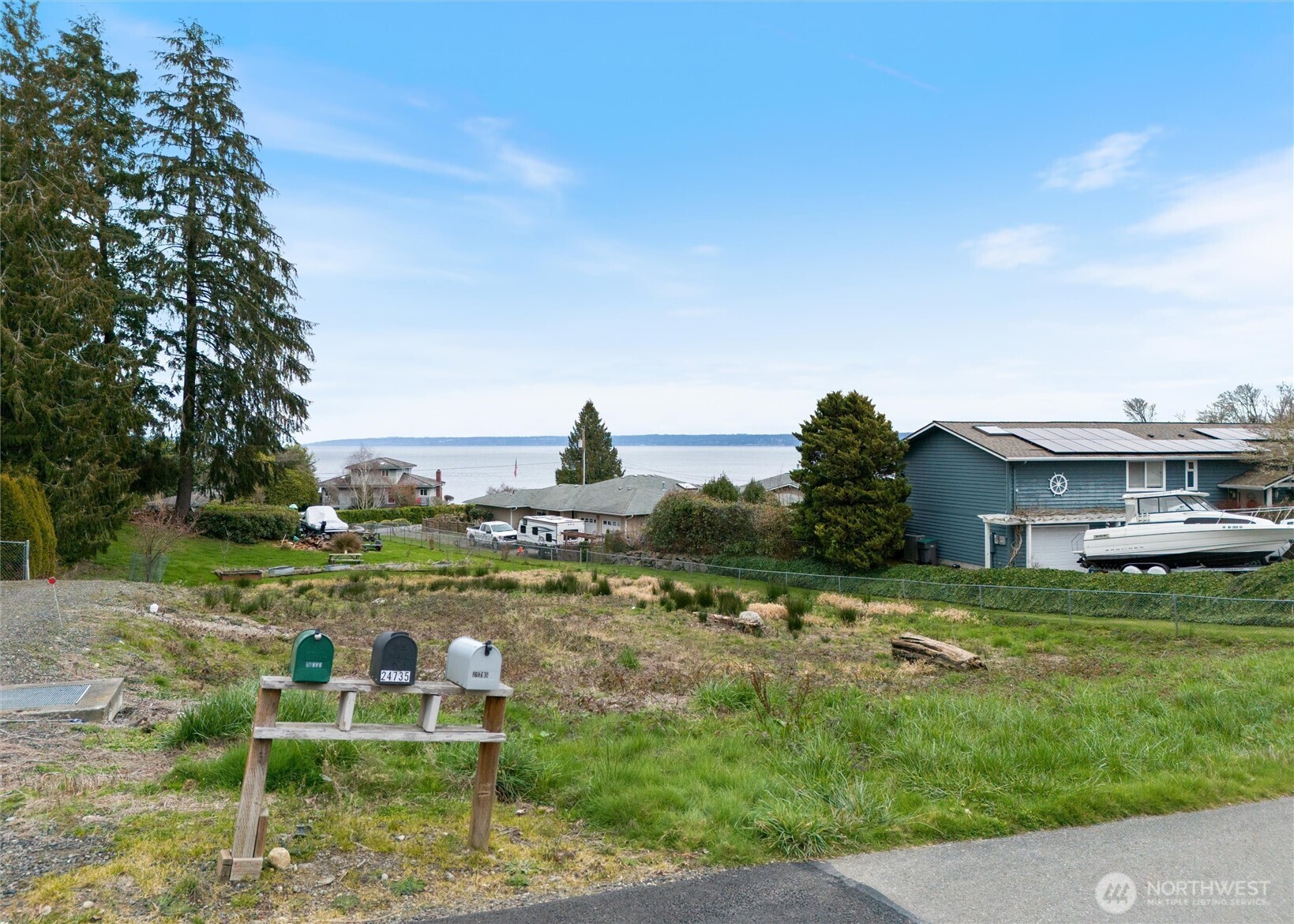 24700 Taree Boulevard NE, Kingston, WA 98346