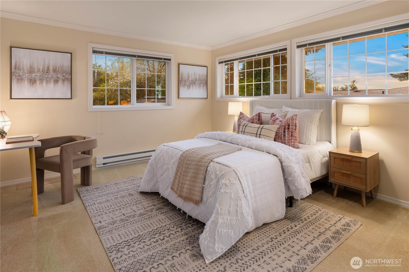 9633 NE 28th Street , Clyde Hill, WA 98004